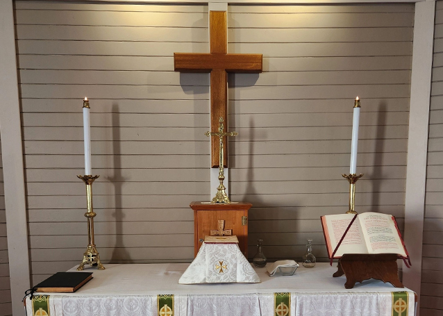 A traditional Anglican church committed to participating in God’s work in our community and in the world. Through faithful worship, prayer, and fellowship, we seek to bear witness to God’s love revealed through His Son, Jesus Christ.
